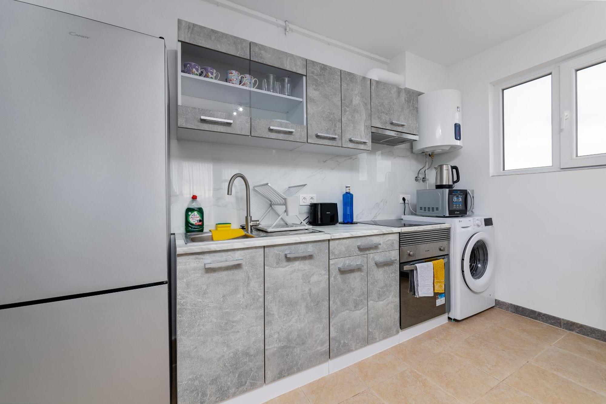 Cosy Apartment Near The Sea 또레비에하 외부 사진